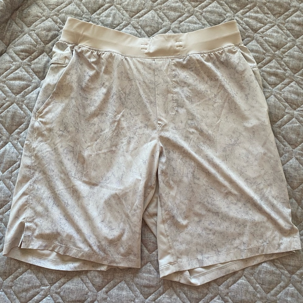 Lululemon T.H.E Short 9” Linerless